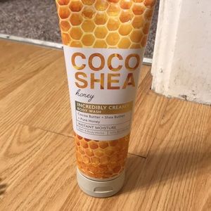 Bath and Body Works cream body wash